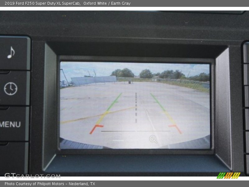 Oxford White / Earth Gray 2019 Ford F250 Super Duty XL SuperCab