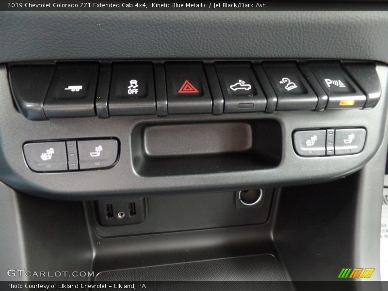Controls of 2019 Colorado Z71 Extended Cab 4x4