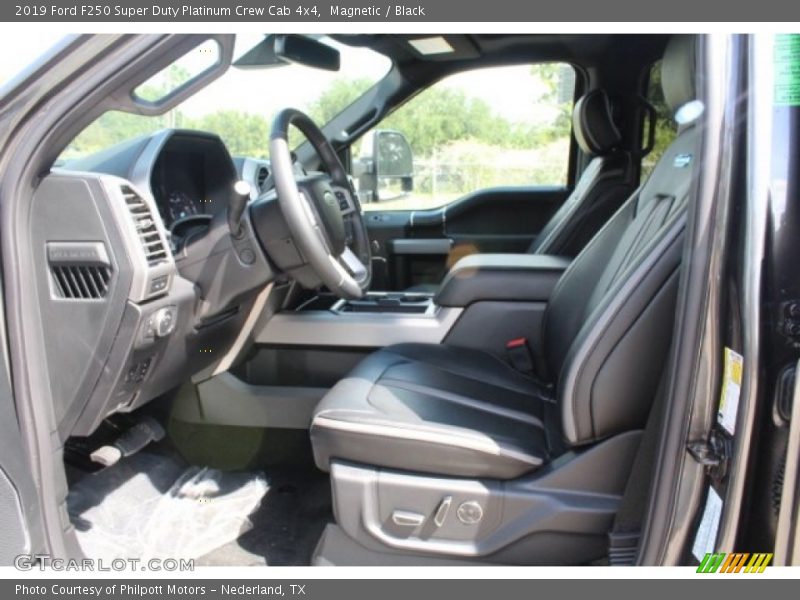 Magnetic / Black 2019 Ford F250 Super Duty Platinum Crew Cab 4x4