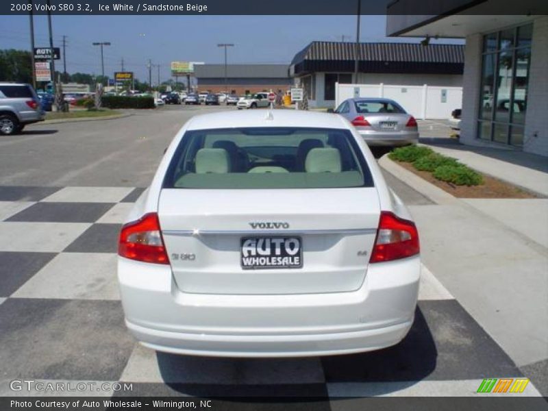 Ice White / Sandstone Beige 2008 Volvo S80 3.2