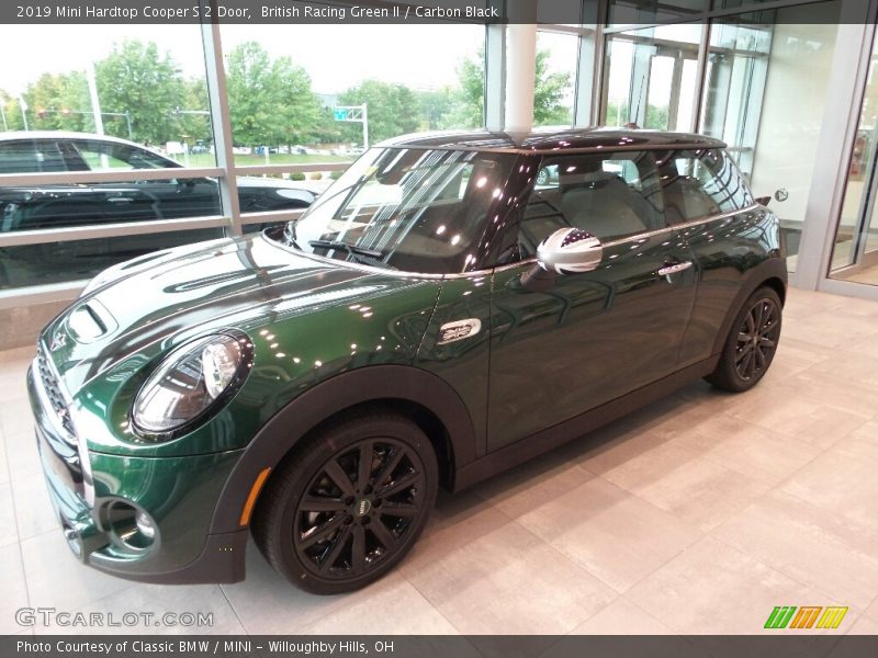 British Racing Green II / Carbon Black 2019 Mini Hardtop Cooper S 2 Door