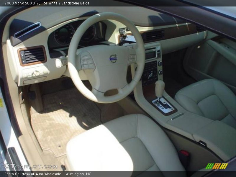 Ice White / Sandstone Beige 2008 Volvo S80 3.2