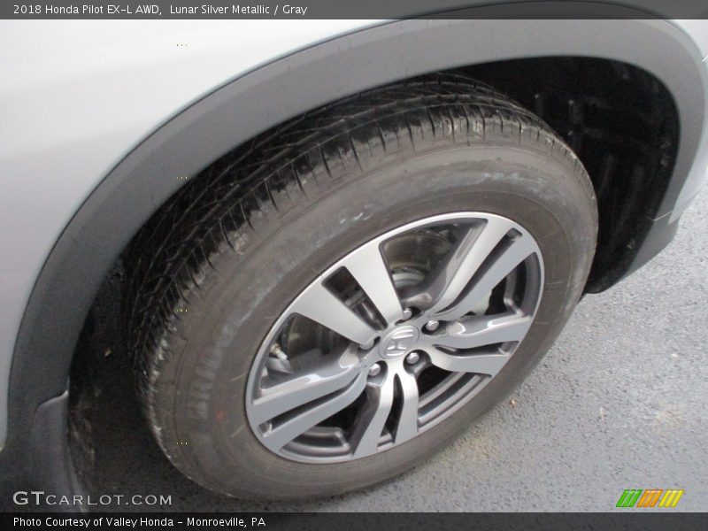Lunar Silver Metallic / Gray 2018 Honda Pilot EX-L AWD
