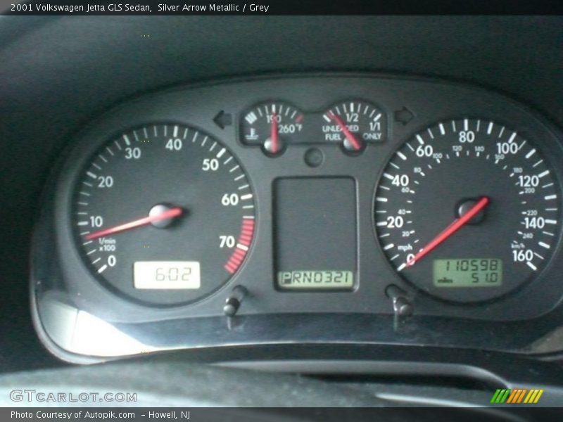 Silver Arrow Metallic / Grey 2001 Volkswagen Jetta GLS Sedan