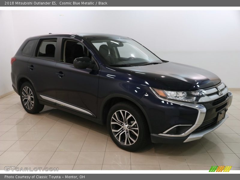 Cosmic Blue Metallic / Black 2018 Mitsubishi Outlander ES