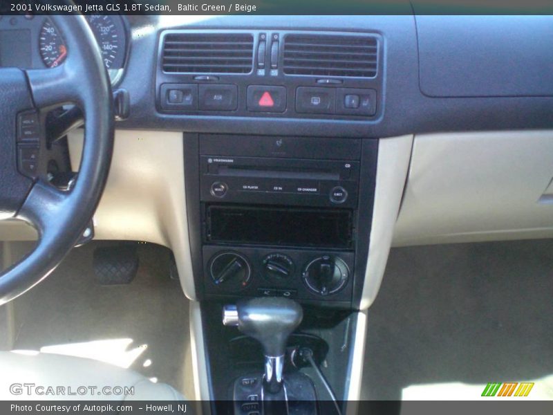 Baltic Green / Beige 2001 Volkswagen Jetta GLS 1.8T Sedan