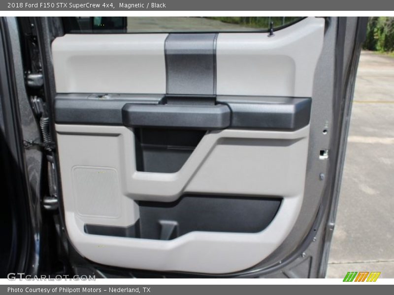 Magnetic / Black 2018 Ford F150 STX SuperCrew 4x4