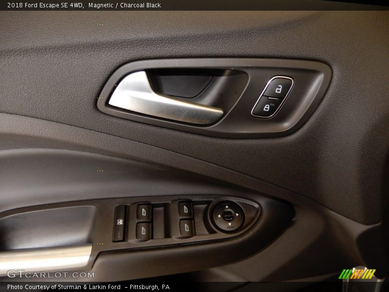 Magnetic / Charcoal Black 2018 Ford Escape SE 4WD