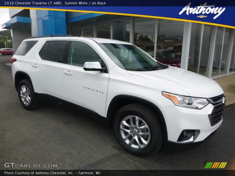 Summit White / Jet Black 2019 Chevrolet Traverse LT AWD