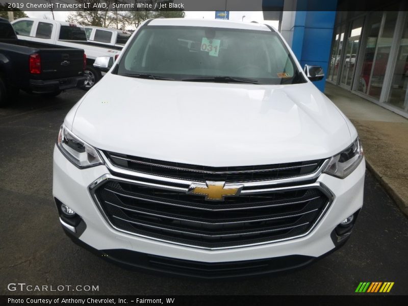 Summit White / Jet Black 2019 Chevrolet Traverse LT AWD