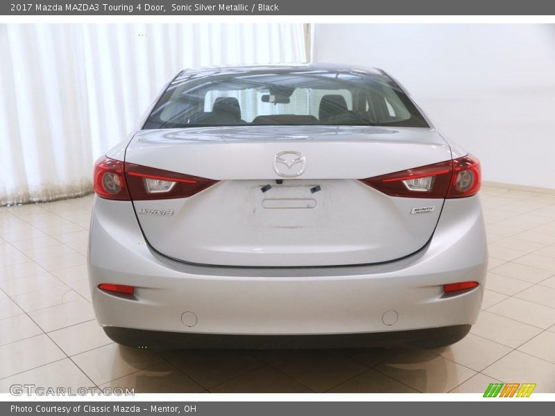 Sonic Silver Metallic / Black 2017 Mazda MAZDA3 Touring 4 Door
