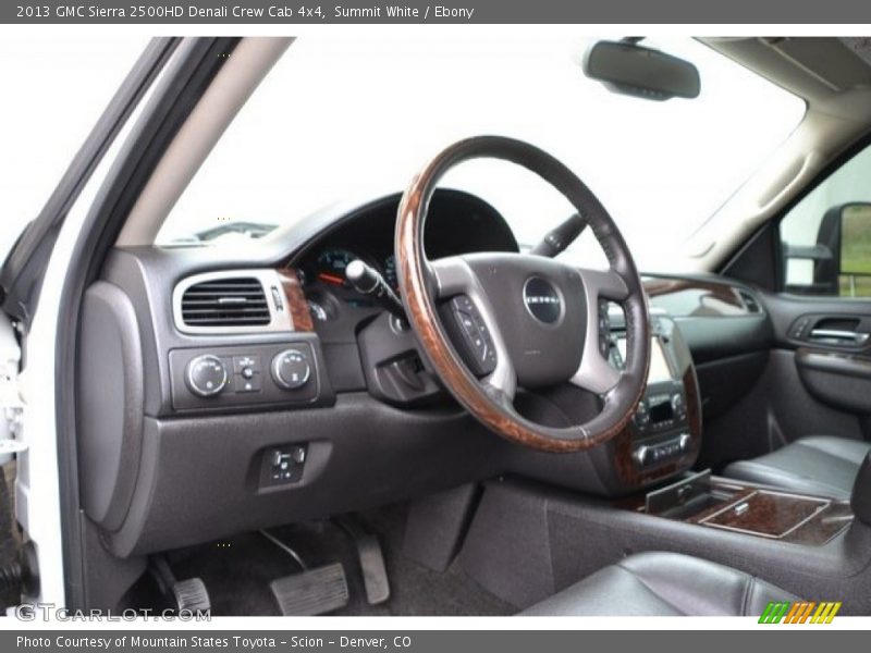 Summit White / Ebony 2013 GMC Sierra 2500HD Denali Crew Cab 4x4