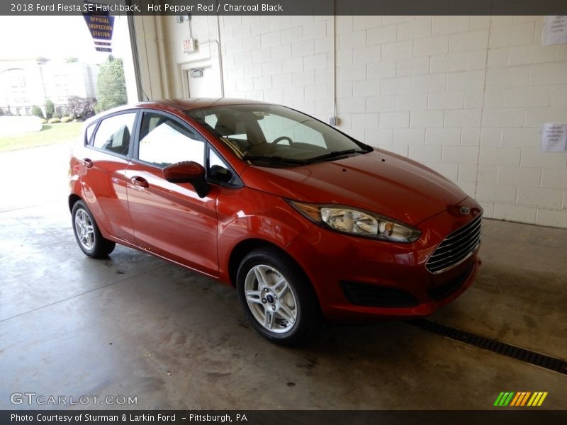 Hot Pepper Red / Charcoal Black 2018 Ford Fiesta SE Hatchback