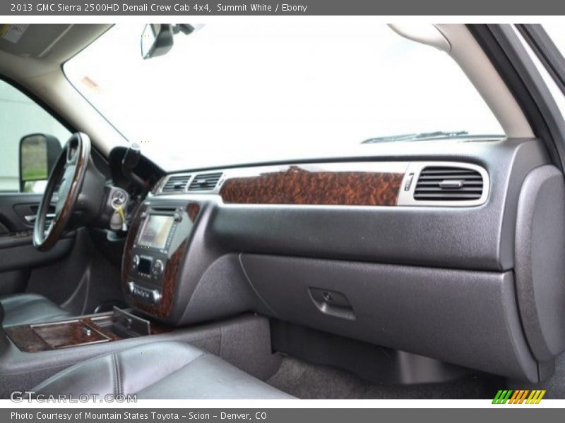 Summit White / Ebony 2013 GMC Sierra 2500HD Denali Crew Cab 4x4
