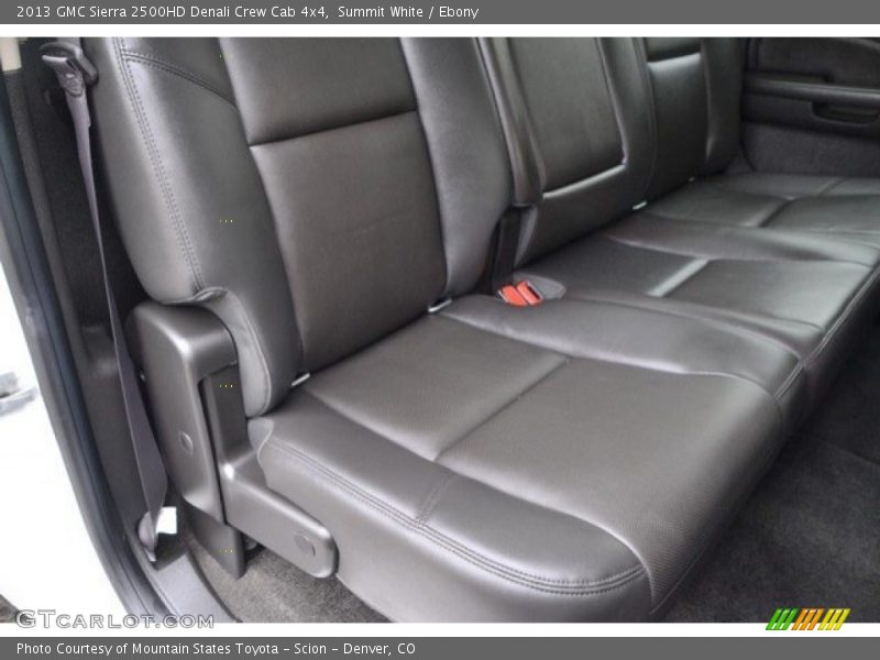 Summit White / Ebony 2013 GMC Sierra 2500HD Denali Crew Cab 4x4