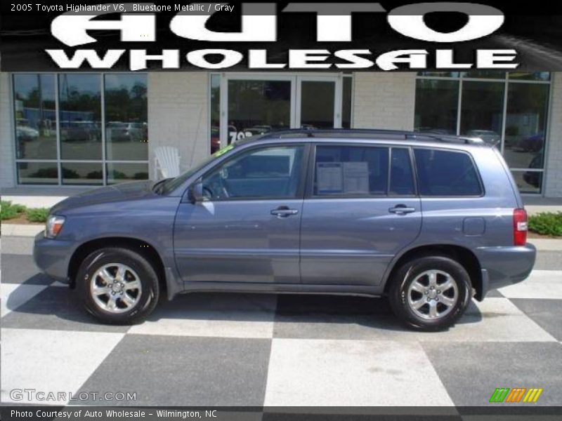 Bluestone Metallic / Gray 2005 Toyota Highlander V6