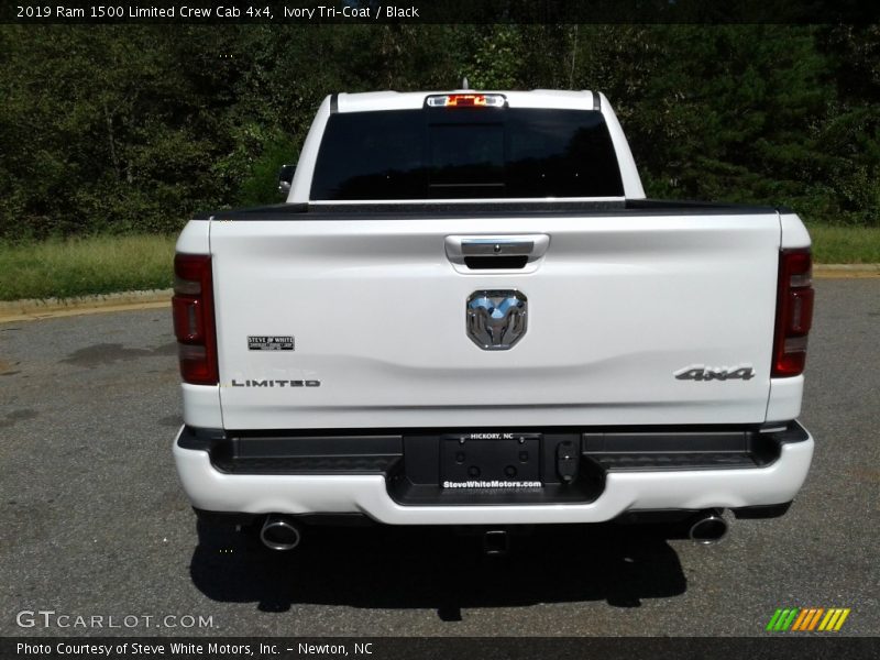 Ivory Tri–Coat / Black 2019 Ram 1500 Limited Crew Cab 4x4