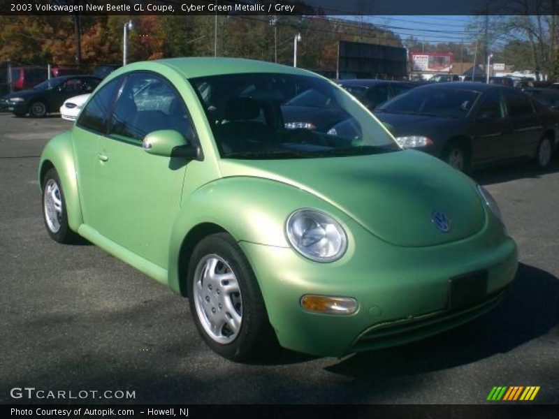 Cyber Green Metallic / Grey 2003 Volkswagen New Beetle GL Coupe