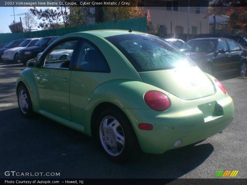 Cyber Green Metallic / Grey 2003 Volkswagen New Beetle GL Coupe