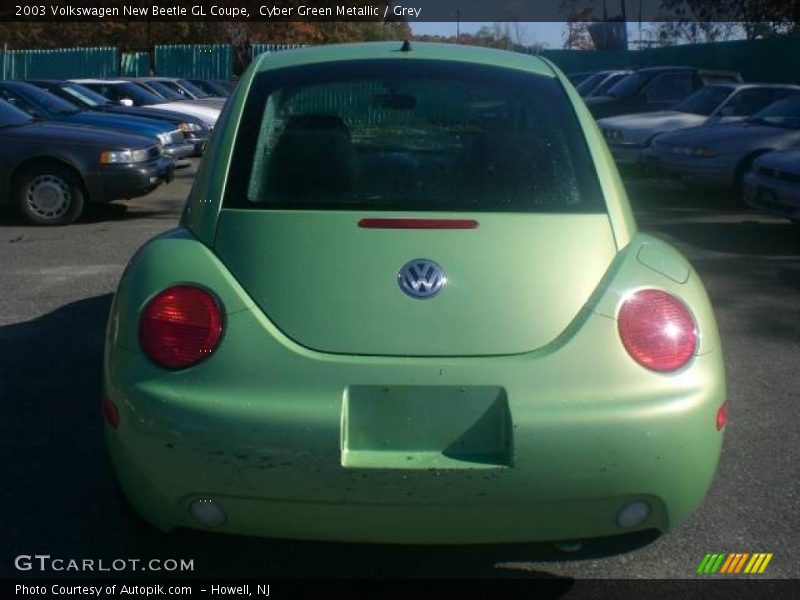Cyber Green Metallic / Grey 2003 Volkswagen New Beetle GL Coupe