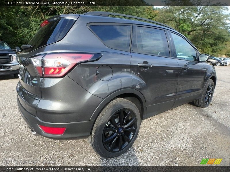 Magnetic / Charcoal Black 2018 Ford Escape SE 4WD