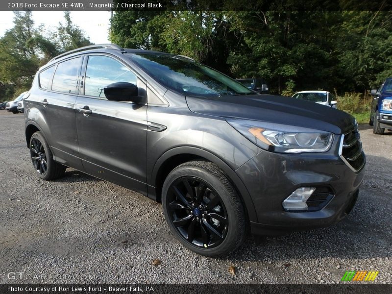 Magnetic / Charcoal Black 2018 Ford Escape SE 4WD