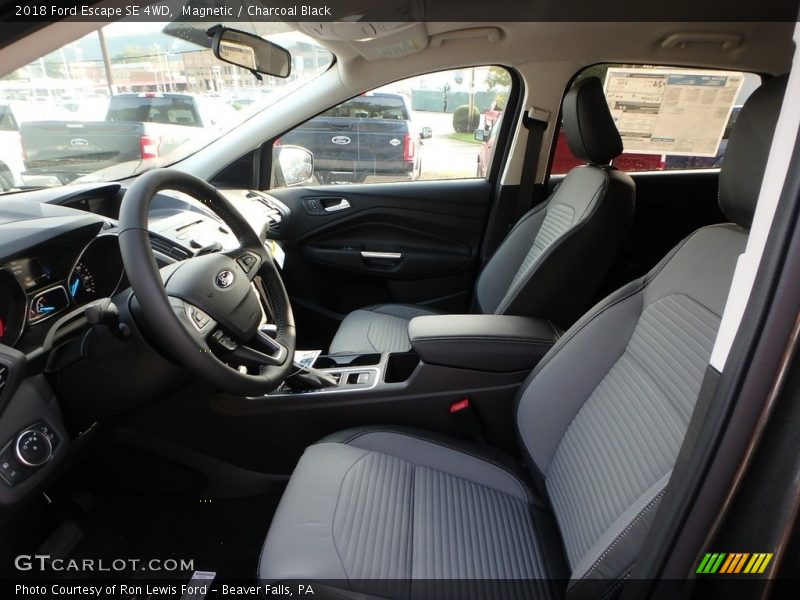 Magnetic / Charcoal Black 2018 Ford Escape SE 4WD