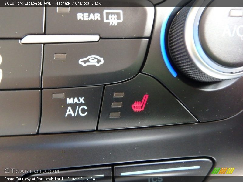 Magnetic / Charcoal Black 2018 Ford Escape SE 4WD