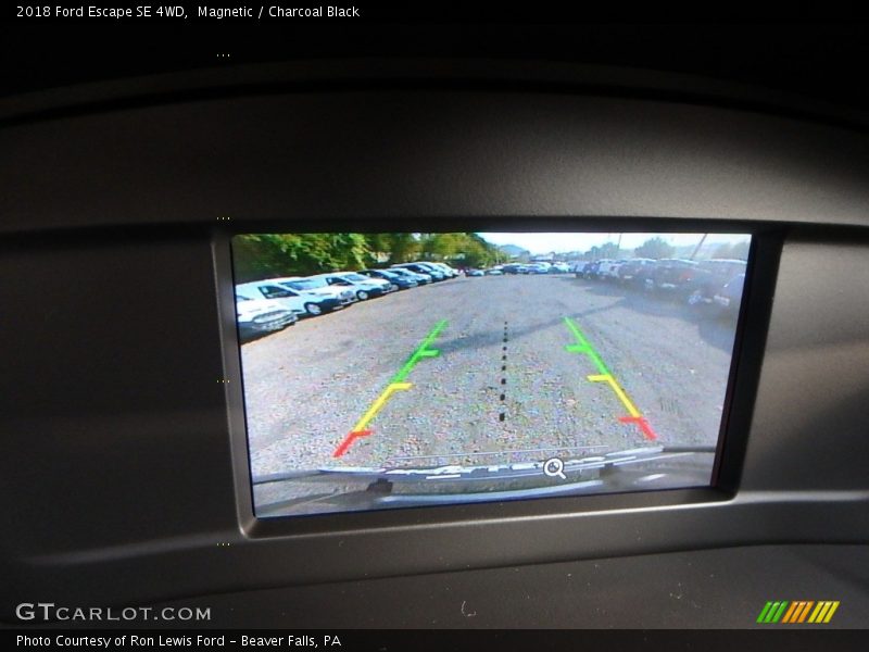 Magnetic / Charcoal Black 2018 Ford Escape SE 4WD