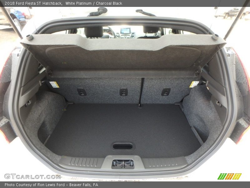 White Platinum / Charcoal Black 2018 Ford Fiesta ST Hatchback