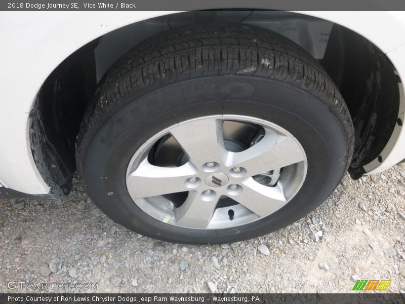 Vice White / Black 2018 Dodge Journey SE