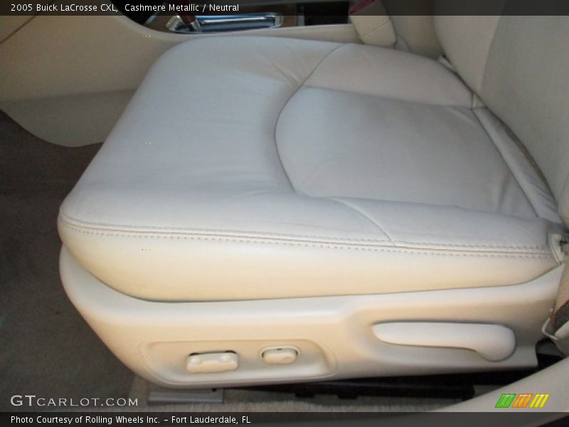 Cashmere Metallic / Neutral 2005 Buick LaCrosse CXL