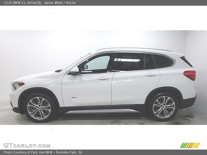 Alpine White / Mocha 2016 BMW X1 xDrive28i