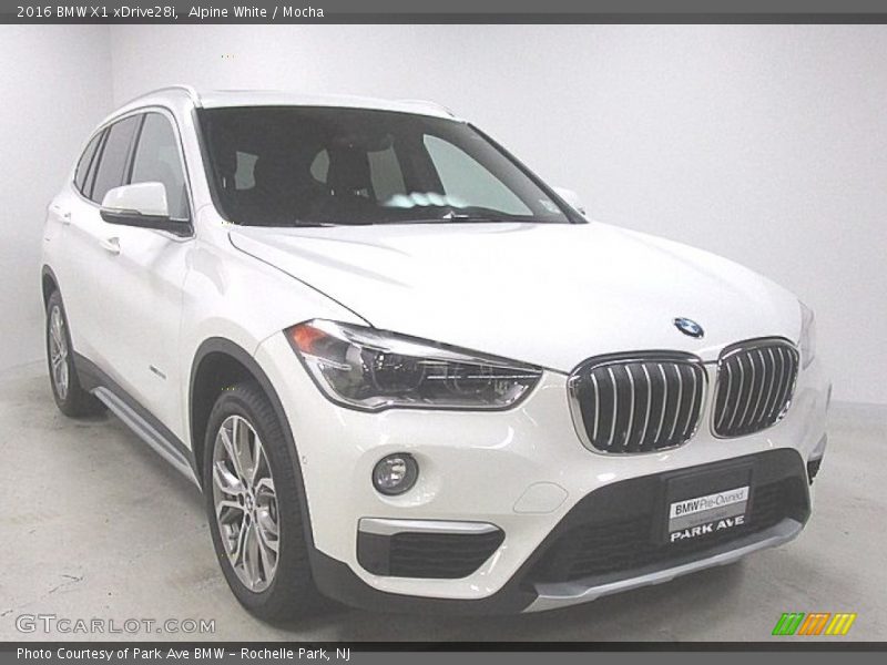 Alpine White / Mocha 2016 BMW X1 xDrive28i