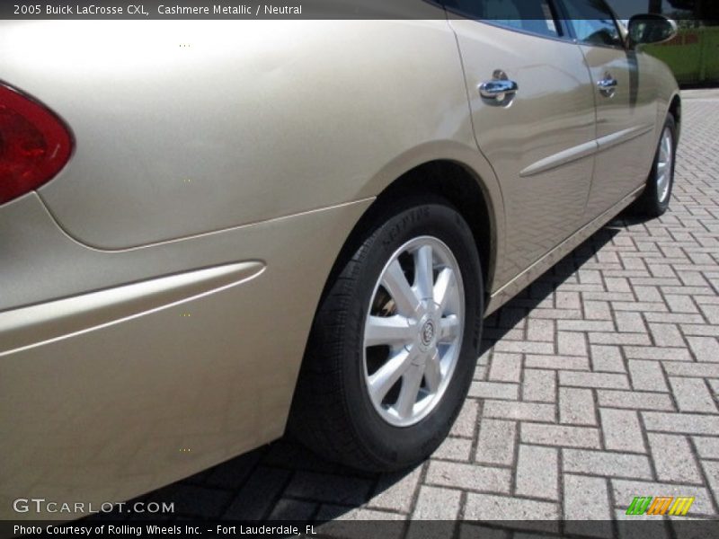 Cashmere Metallic / Neutral 2005 Buick LaCrosse CXL