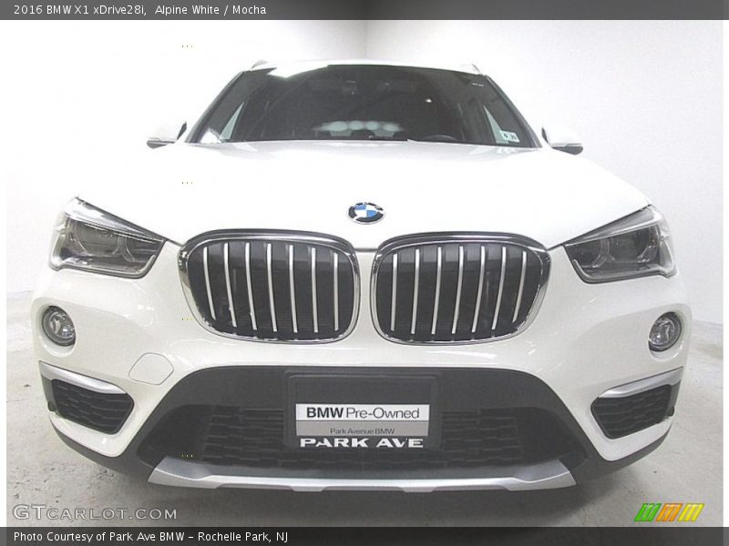 Alpine White / Mocha 2016 BMW X1 xDrive28i