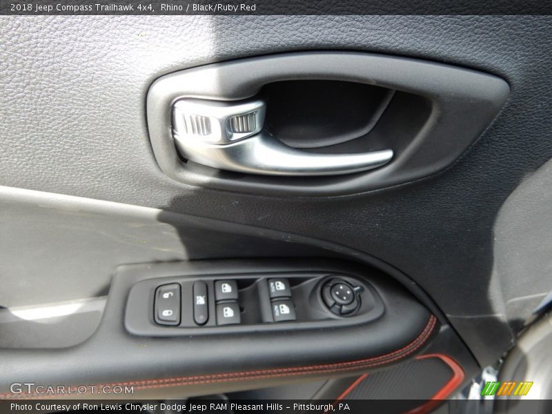 Rhino / Black/Ruby Red 2018 Jeep Compass Trailhawk 4x4