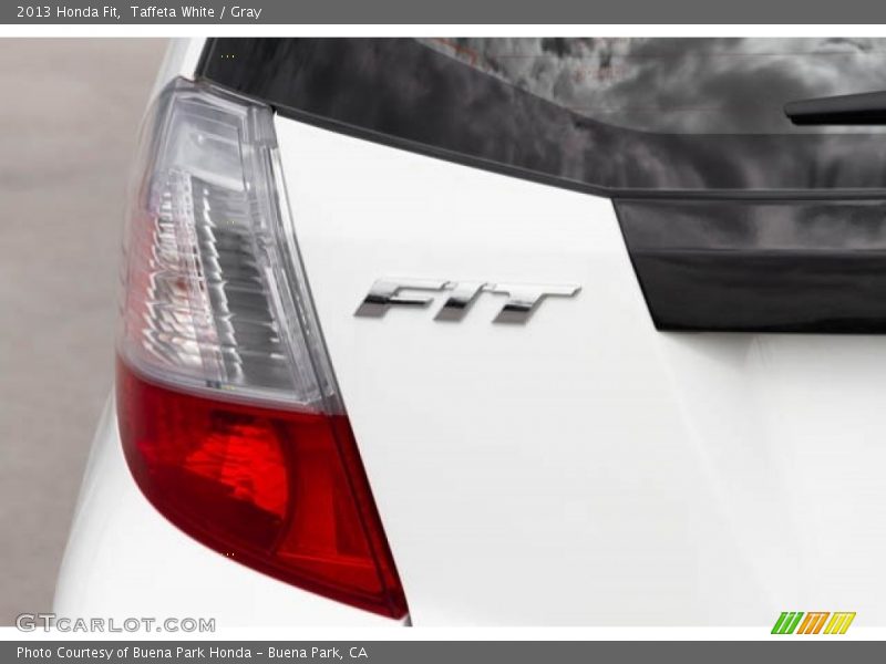 Taffeta White / Gray 2013 Honda Fit