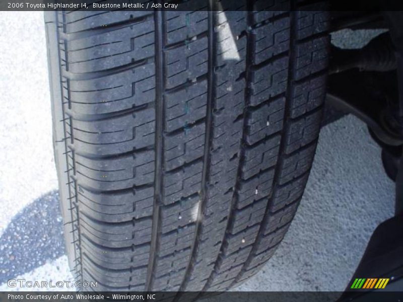 Bluestone Metallic / Ash Gray 2006 Toyota Highlander I4