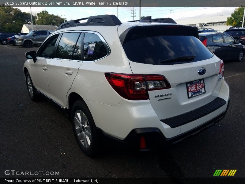 Crystal White Pearl / Slate Black 2019 Subaru Outback 2.5i Premium