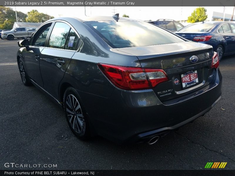 Magnetite Gray Metallic / Titanium Gray 2019 Subaru Legacy 2.5i Premium