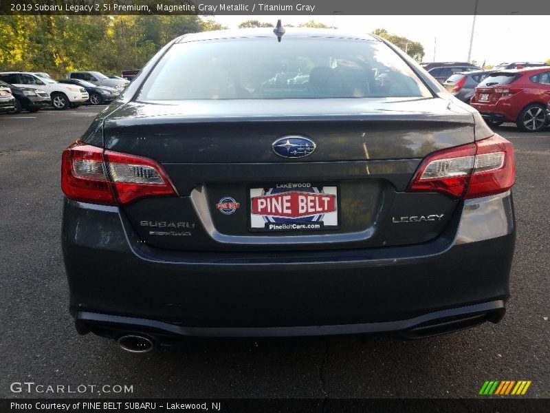 Magnetite Gray Metallic / Titanium Gray 2019 Subaru Legacy 2.5i Premium