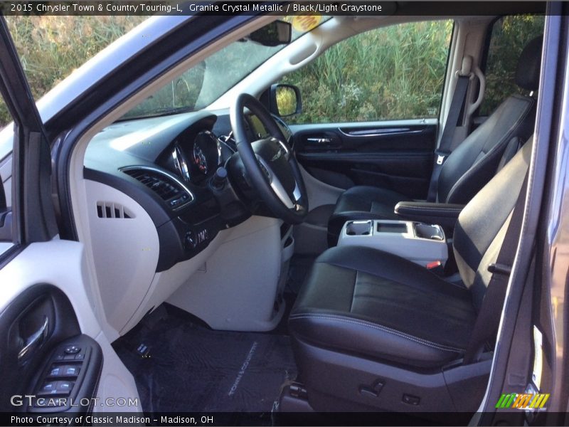 Granite Crystal Metallic / Black/Light Graystone 2015 Chrysler Town & Country Touring-L
