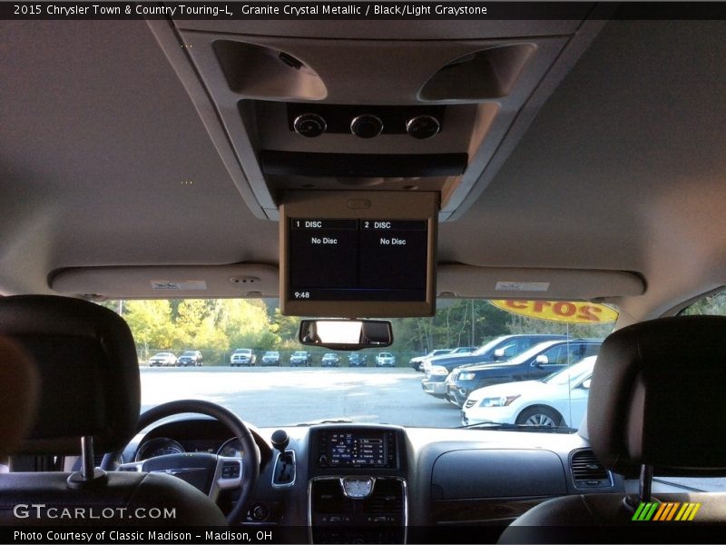 Granite Crystal Metallic / Black/Light Graystone 2015 Chrysler Town & Country Touring-L