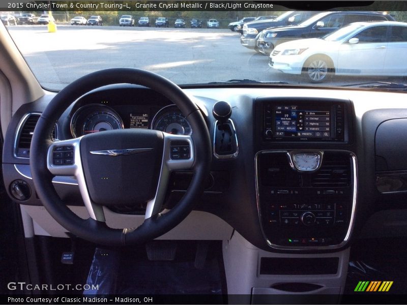 Granite Crystal Metallic / Black/Light Graystone 2015 Chrysler Town & Country Touring-L