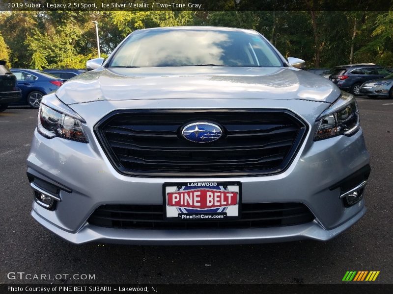 Ice Silver Metallic / Two-Tone Gray 2019 Subaru Legacy 2.5i Sport