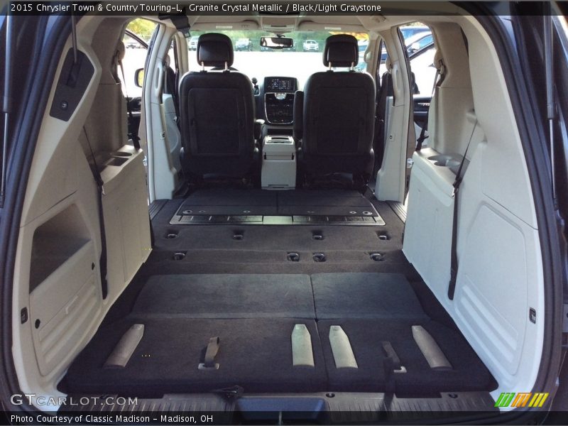 Granite Crystal Metallic / Black/Light Graystone 2015 Chrysler Town & Country Touring-L