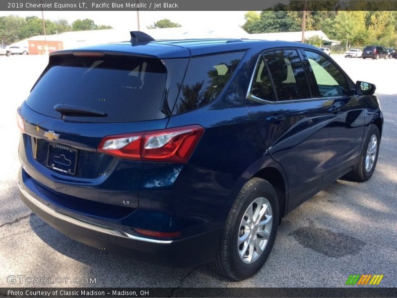 Pacific Blue Metallic / Jet Black 2019 Chevrolet Equinox LT
