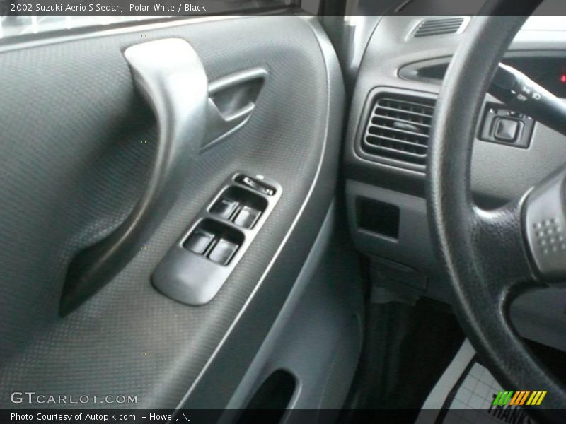Polar White / Black 2002 Suzuki Aerio S Sedan