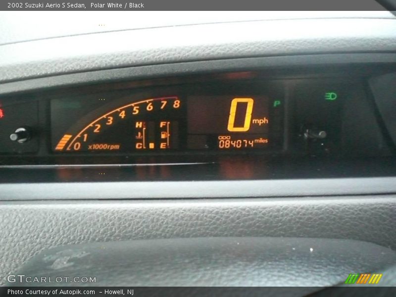 Polar White / Black 2002 Suzuki Aerio S Sedan